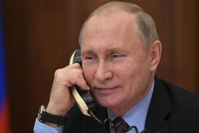 Путин рассказал, как внуки звонят ему в Кремль