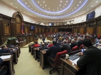 Парламент Армении одобрил ряд законопроектов