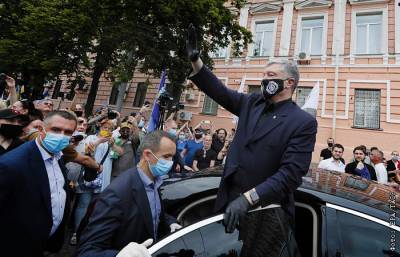 На Украине завели дело против Порошенко о разжигании межнациональной розни создании ПЦУ
