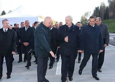 Президент принял участие в церемонии открытия участка второй кольцевой автодороги