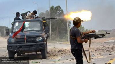 ПНС Ливии пытается устранить неудобных Турции главарей и приструнить местных жителей