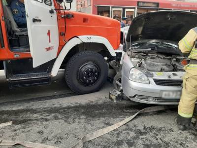 Водитель «Лады» пострадал в ДТП с пожарной машиной