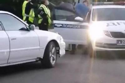 Пьяный водитель устроил погоню на КСК — полицейские применили баллончик при задержании