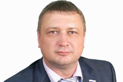 Депутат ярославской Думы снова хочет зарплату