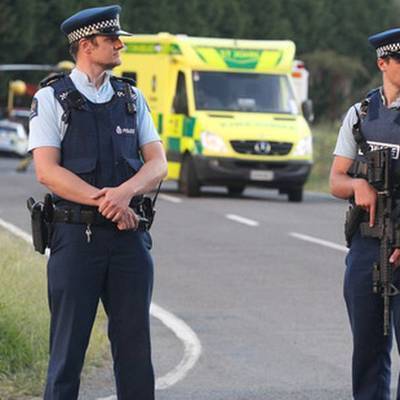 Неизвестный ранил двух полицейских в новозеландском городе Окленд