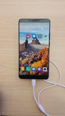 Huawei Mate 40 выйдет с экраном частотой обновления 120 Гц