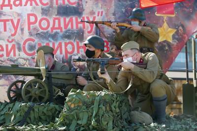 Не менее 35 регионов России отказались от парадов Победы или проведут их без зрителей