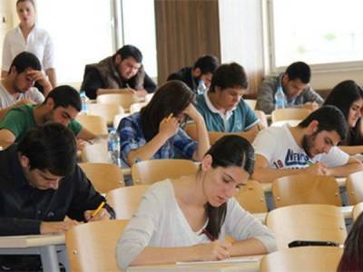 В Азербайджане сегодня состоятся выпускные экзамены