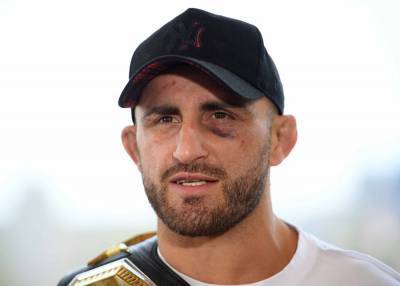 Чемпион UFC Волкановски готов провести бой с Хабибом