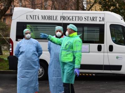 В Италии четвертый день подряд фиксируют рост смертности от коронавируса