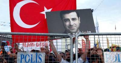 Конституционный суд Турции защитил права экс-главы прокурдской партии