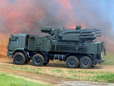 “Панцирь” с мини-ракетами для уничтожения дронов покажут в России