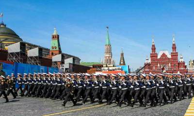 Более 30 российских регионов отказались проводить Парад Победы из-за коронавируса