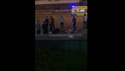 Двое погибших: женщина устроила резню около станции метро в Москве