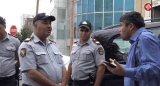 Прокурор запросил год ограничения свободы для оппозиционного журналиста в Азербайджане