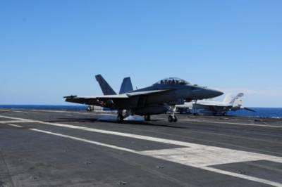 В Филиппинском море потерпел крушение истребитель ВМС США F/A-18F: подробности происшествия