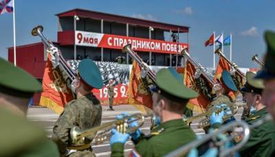 Парад в Москве как тест для лидеров Европы