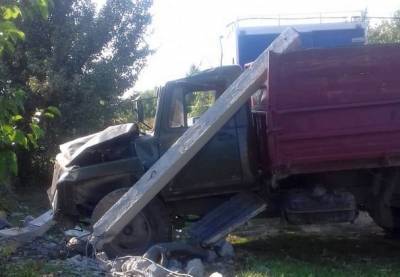 С начала года в Воронежской области водители врезались в столбы 45 раз