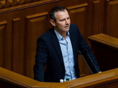 Вакарчук написал заявление о выходе из фракции
