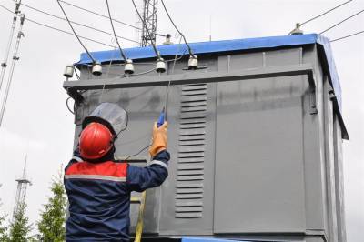 «Ульяновские сети» ремонтируют электрооборудование в распределительных сетях