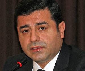 Турецкий суд вынес решение о нарушении прав курдского лидера