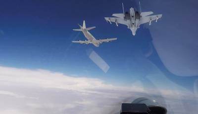 Российские истребители перехватили бомбардировщики США над Охотским морем