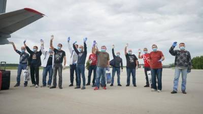 В Украине вернулись 14 моряков после трехлетнего заключения в Ливии