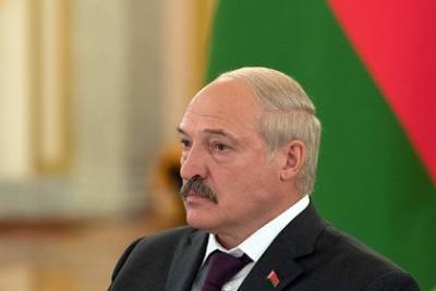 Лукашенко призвал не делать героев из «ворюг» и «обуржуившихся банкиров»