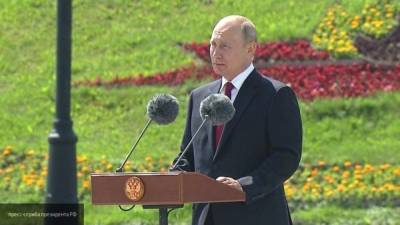 Путин заявил, что Россия выходит из пандемии COVID-19 с минимальными потерями