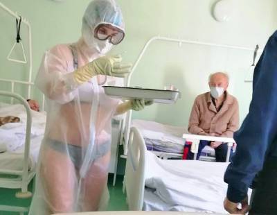 Пришедшая на работу в бикини российская медсестра стала лицом модного бренда