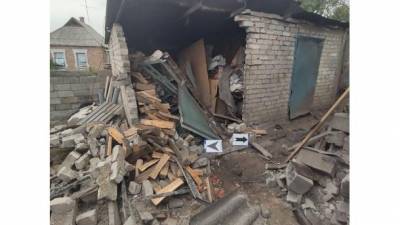 Оккупанты обстреляли жилые дома в Авдеевке из запрещенных минометов
