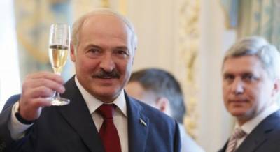 "Репрессии нарастают": два кандидата в президенты Беларуси снялись с выборов