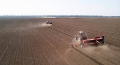 Украинским фермерам обещают льготные условия приобретения сельхозземли