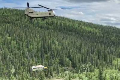 Культовый автобус из фильма «В диких условиях» убрали из нацпарка Аляски