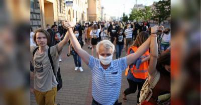 Белорусы массово вышли на антилукашенковские акции протеста (фото, видео)