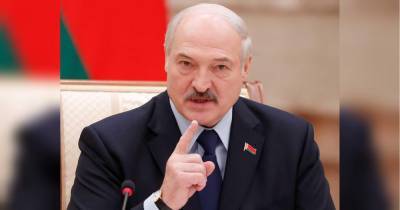 Лукашенко попросил "заблудших" участников акций не ставить его перед выбором