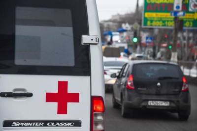 В Волгограде пенсионер попал в больницу после ДТП с автобусом
