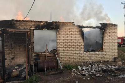 В Краснокутском районе в огне погибли мать с дочерью