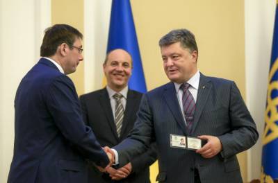 У Порошенко хотят создать Украинскую Народную Республику со столицей во Львове