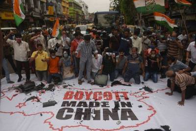 Гималаи опять трясет: Китай и Индия выясняют отношения на камнях и дубинках