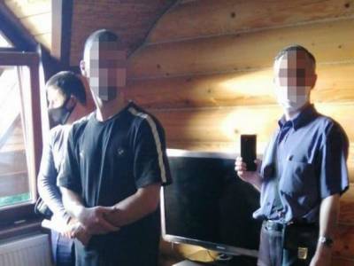 Изнасиловал 12-летнего мальчика: во Львове задержали педофила