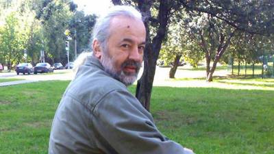 Умер автор хита «На заре» Олег Парастаев