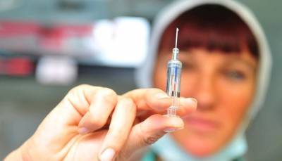 Минобороны сообщило о состоянии добровольцев после введения вакцины от COVID-19