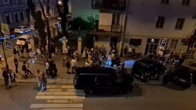 Жители «барной» улицы Рубинштейна пожалуются на бездействие полиции в прокуратуру