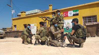 Турецкие военные блокируют выезд школьников из сирийской провинции Идлиб