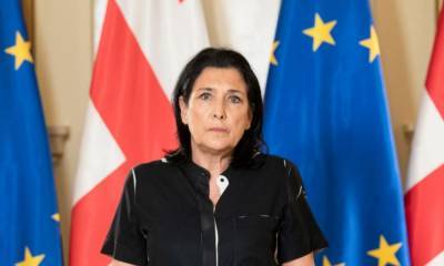 Политика или суды – Зурабишвили призвала Долидзе принять «достойное решение»