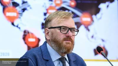 Милонов рассказал о важности запрета на двойное гражданство для российских чиновников
