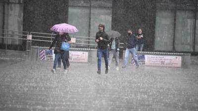 Когда дожди прекратят заливать Москву — прогноз синоптика