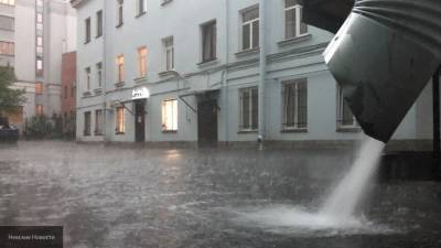 Московские власти объяснили возникшие после ливня подтопления