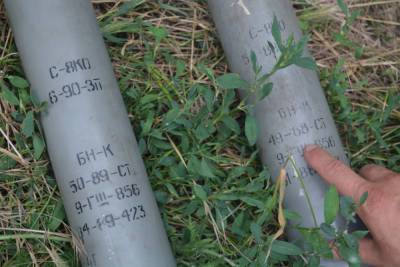 Оккупанты на Донбассе обстреляли жилые районы с неуправляемых авиационных ракет - фото